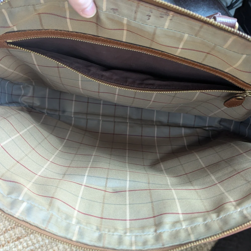 Burberrys Leather Business Bag EUC